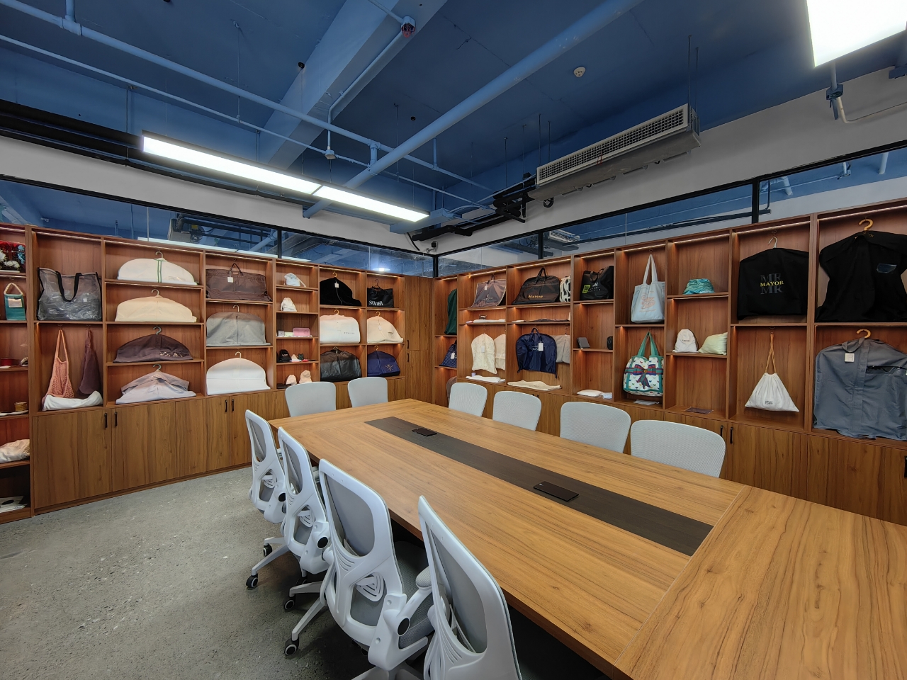 Yuli Bag R&D Sample Room for Custom Textile Packaging Design