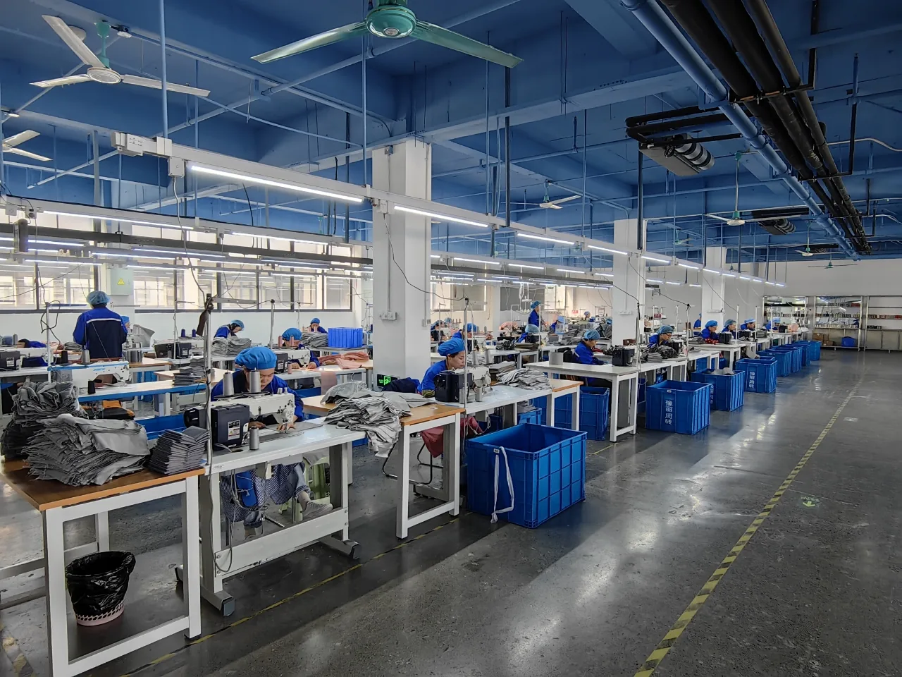 Yuli Bag sewing workshop for custom textile organizer production